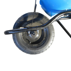 Brouette de chantier robuste WB7400 150 kg avec roue pneumatique 4.00-8, chariot de jardin avec plateau métallique thermolaqué - Product Image 6
