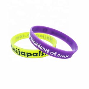 Fornitura di fabbrica all'ingrosso di buona qualità Logo personalizzato e bracciale in Silicone di colore - Product Image 2
