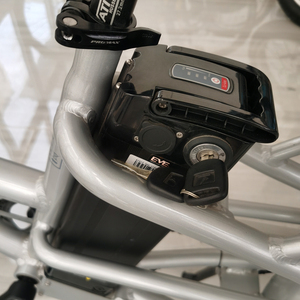 Vélo cargo électrique en promotion pour le transport familial de marchandises, capacité 200 kg, cadre de haute qualité - Product Image 5