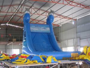 Toboggan aquatique gonflable pour enfants, location pour fêtes commerciales - Product Image 1