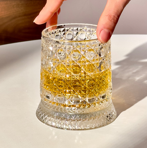 Vaso de whisky de alta gama de cristal giratorio con base tipo torreta, estilo moderno y sencillo, para brandy y cerveza, 201-300ml, popular entre influencers, con bandeja - Product Image 2