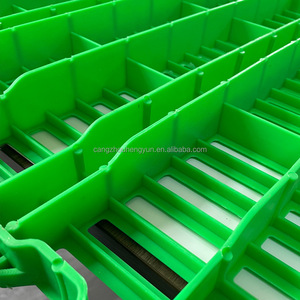 Prix d'usine, plancher à lattes en <span class=keywords><strong>plastique</strong></span> PP pour chèvres/moutons/laitiers, 60x60cm, vert - Product Image 5