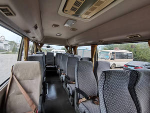 Posavasos de <span class=keywords><strong>segunda</strong></span> <span class=keywords><strong>mano</strong></span> para coche, <span class=keywords><strong>Mini</strong></span> autobús usado KLQ6702E4 con motor de dirección izquierda, 23 asientos, 2014 años - Product Image 5