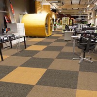 En İyi Ticari Modern Geometrik Duvardan Duvara Ofis Modüler İç Mekan Zemin Halısı Naylon Halı Karoları Antimikrobiyal Kaymaz Ev Kullanımı