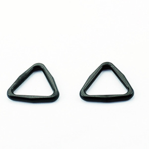 Hebillas triangulares de plástico de 20mm y 28mm, color negro, duraderas, para bolsos, zapatos, ropa, sandalias, mochilas, anillos de conexión - Product Image 2