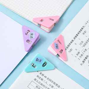 Eurolucky-Clip de papel triangular creativo, Clip de plástico para estudiantes, para esquina, papelería - Product Image 3