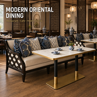 Banquette en bois sculpté avec revêtement crème pour restaurant, ensemble de banquettes pour café et hôtel