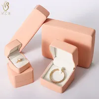 Boîte à bijoux en similicuir ODM, emballage personnalisé pour colliers, boîtes à bijoux de luxe, emballage de bijoux en gros