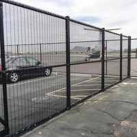 Panneau de sécurité anti-escalade en maille 358, résistant au vandalisme, en acier revêtu de PVC, hauteur 7 pieds, assemblage facile, design moderne pour extérieur