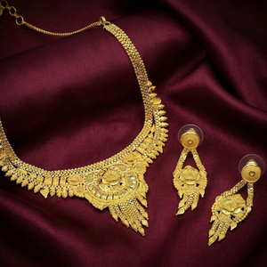 Venta al por mayor de collares de formación chapados en oro de 14K 18K 24K, joyería tradicional, collares de moda, collares cortos rellenos de oro de latón. - Product Image 1