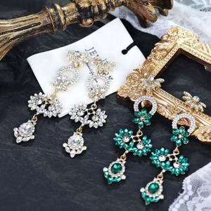 Boucles d'oreilles pendantes en argent de style européen et américain, longues, avec zircon immortel, design géométrique en forme de goutte d'eau, de fleur et de feuille, tendance - Product Image 3