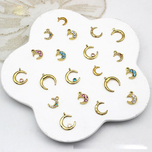 Colgantes de Moda de Acero Inoxidable 316L con Baño de Oro de 14k y 18k, Resistentes al Deslustre, con Dijes de Luna de Zirconia para Fabricación de Joyas (Collares y Pulseras) - Product Image 1