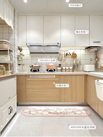 Cuisine moderne modulaire écologique en bois massif et acier inoxydable avec évier et îlot central
