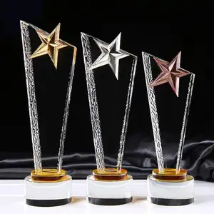 Ehre des Kristalls Großhandel Transparente K9 Crystal Hand Trophy Award Kunden spezifische Gravur Crystal Trophy