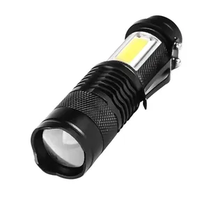 Lampe torche tactique LED multifonction haute puissance à brancher pour chambre à coucher, extérieur et camping - Product Image 1