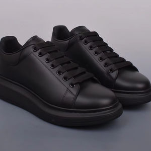 Chaussures de sport décontractées en cuir de marque MQ de haute qualité, styles pour hommes et femmes, chaussures de skateboard - Product Image 1