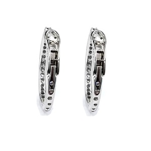 Bijouterie en gros Design élégant Top qualité 18k solide or blanc véritable diamant rond détaillé boucles d'oreilles créoles pour breloques - Product Image 3