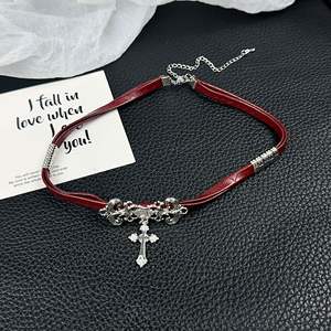 Gangmoホットガールスタイルワインレッドレザークロスチョーカーネックレスユニークで特徴的な女性鎖骨チェーンWhitenin - Product Image 4