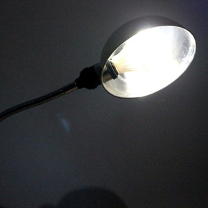 Lámpara Quirúrgica Móvil Sin Sombra de 300W Halógena 000Lux con Altura Ajustable y Cuello de Cisne de Acero Inoxidable para Quirófano - Product Image 4