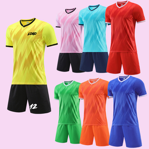 Fabriek Custom Volledige Sublimatie Voetbal Jersey T-Shirt Club Snel Droog Thai Kwaliteit Club Uniformen Custom Sport Jersey - Product Image 1