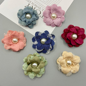 Broches de flores con centro de perlas, tela de encaje, accesorios de moda para mujer, para ropa de fiesta, decoración para el cabello, zapatos y bolsos - Product Image 1