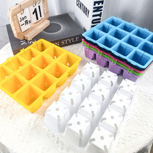 Bandeja de semillero colorida de 12 orificios, reutilizable, de plástico, para jardinería en casa - Product Image 2