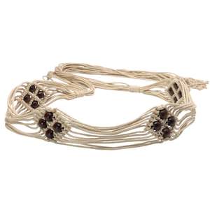 Cinturón de macramé hecho a mano con cuentas de madera - Product Image 1
