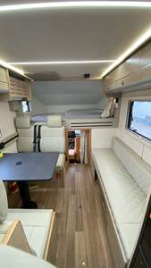 Puede Acomodar de 4 a 6 Personas y es Ideal para Viajes Familiares y Campamentos - Product Image 5