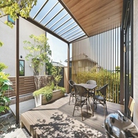 Pergola de jardin en aluminium avec toit à lames motorisées imperméables et toit à lames électrique