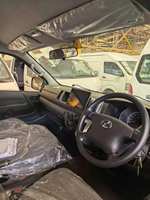 Minibus Hiace de haute qualité, neuf, Euro 5, diesel, manuel, 17 places, excellent état et excellent rapport qualité-prix