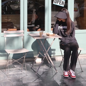 Mesa y sillas de jardín de <span class=keywords><strong>metal</strong></span> de hierro azul de lujo HISPEED, muebles de exterior para uso en el jardín - Product Image 6