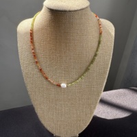 Collier de perles en pierre naturelle côtière à faible MOQ, pendentif coquillage et perle d'eau douce, pierre précieuse océanique, tourmaline, bijoux pour femme, idéal pour un cadeau