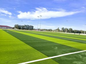 <span class=keywords><strong>Gazon</strong></span> artificiel à faible entretien sans remplissage pour terrains de football scolaires et communautaires |   <span class=keywords><strong>Gazon</strong></span> synthétique de performance sans remplissage en caoutchouc - Product Image 4