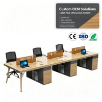 Ensemble de meubles de bureau en bois nouvellement conçu Les bureaux de bureau du personnel peuvent être combinés Table du personnel avec plusieurs bureaux