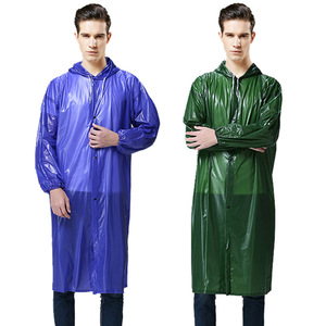 Impermeable largo de una pieza de PVC con capucha, botones y estilo poncho para viajes, para adultos. - Product Image 1