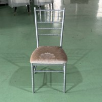 Chaise de banquet de mariage en métal de style Chiavari pour hôtel de luxe, salle de mariage, salle de banquet à thème de style européen