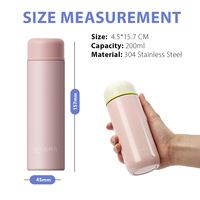 Flacon à vide à double paroi de 200ml avec logo personnalisé mini bouteille d'eau de petite capacité en acier inoxydable pour enfants gobelets de 5oz