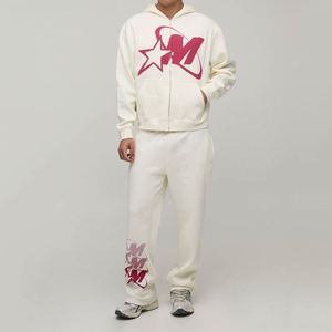 Ensemble de survêtement deux pièces pour homme : sweat à capuche zippé avec motif étoile rouge et lettre M, et pantalon de survêtement coupe droite, couleur blanc crème - Product Image 4