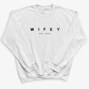 Yousi Customized 280g Women's Crewneck <strong>Sweatshirt</strong> <strong>WIFEY</strong> HUBBY Embroidered Personalized Honeymoon Gift Wholesale for Winter - Product Image 2
