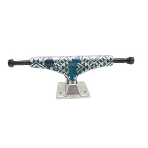 Fabricant de Skate board camion avec faible QUANTITÉ MINIMALE DE COMMANDE personnalisé logo en UV impression pour Indy skate camion - Product Image 6