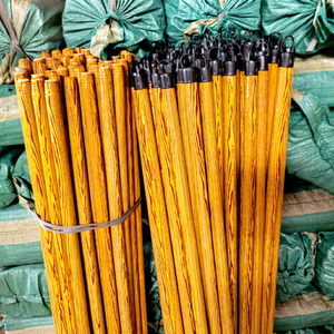Bengiang Ensemble balai et pelle écologique durable avec manche en bois rotatif recouvert de PVC et poils rigides pour un nettoyage facile - Product Image 1