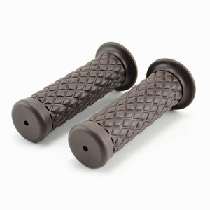 Ensemble de poignées de guidon universelles pour moto, 22mm, marron foncé, en caoutchouc souple et durable avec manchons confortables - Product Image 4