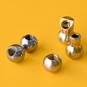 Насадка для токарного станка с ЧПУ - наклонная рельсовая форсунка для подачи воды и держатель с латунным шариком, гарантия 3 месяца - Product Image 5