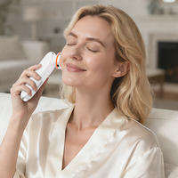 Appareil de beauté professionnel Age-R Booster Pro 6-en-1 à micro-courant pour lifting du visage |   Masseur anti-âge pour le soin de la peau et l'élimination des rides