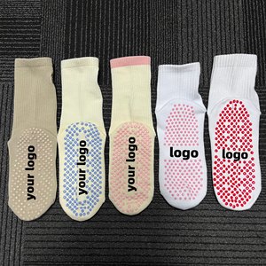 Miễn Phí Mẫu Jisen Chất Lượng Cao Biểu Tượng Tùy Chỉnh Yoga Đầy Màu Sắc Màu Hồng Cô Gái Grip Ruffle Vớ Phòng Tập Thể Dục Ruffle Pilates Grip Vớ Cho Phụ Nữ - Product Image 2