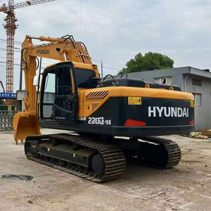 Excavadora de cadenas usada Hyundai 220LC-9S de gran tamaño en oferta, máquina en buen estado, 22t, bomba hidráulica Shimadzu usada para Hyundai 220 - Product Image 1
