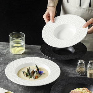 Vente en gros de soupe moderne européenne de haute qualité Sashimi Dessert <span class=keywords><strong>Assiette</strong></span> en céramique Restaurant familial Grande <span class=keywords><strong>assiette</strong></span> en porcelaine - Product Image 1