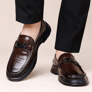 Mocassins en cuir pour hommes, bout rond, semelle en caoutchouc antidérapante, chaussures de conduite décontractées, couleur unie, décoration à boucle - Product Image 4