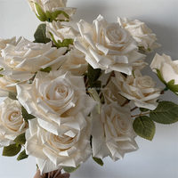 B-1393 Branche de rose blanche en soie faite à la main de haute qualité, 3 têtes, rose artificielle couleur cappuccino pour la fête des mères et Noël