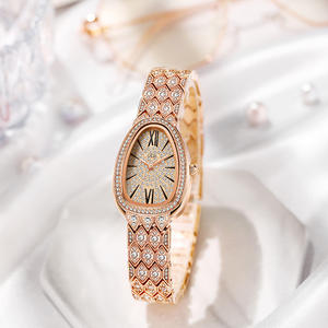 Montre pour femme en acier avec bracelet en forme de serpent, sertie de diamants, design de Noël, luxe, quartz - Product Image 6